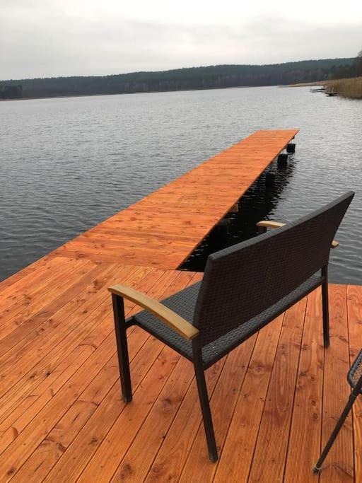 Seeblick Eins Im Waldschloesschen Wendisch Rietz Exterior foto
